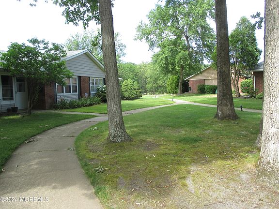 4th image of 618B Huntington Drive