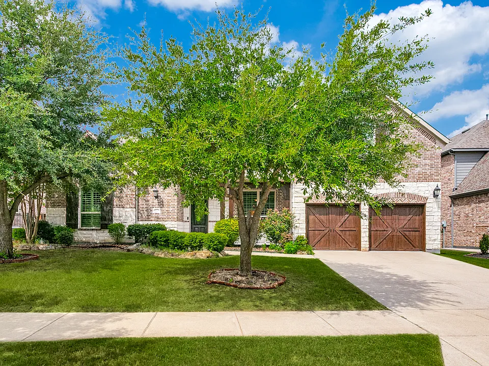 7721 Shackelford Dr