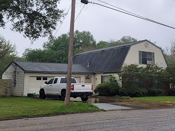 3rd image of 4209 Hiram Brandon Dr
