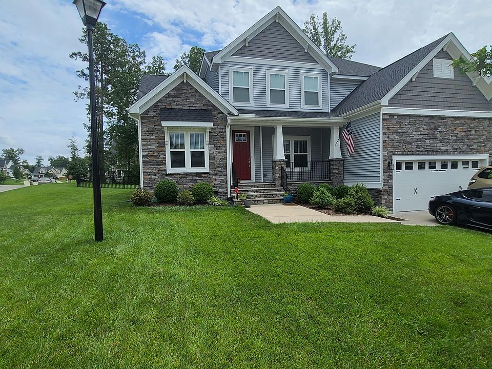 Large corner lot in quiet cul de sac.