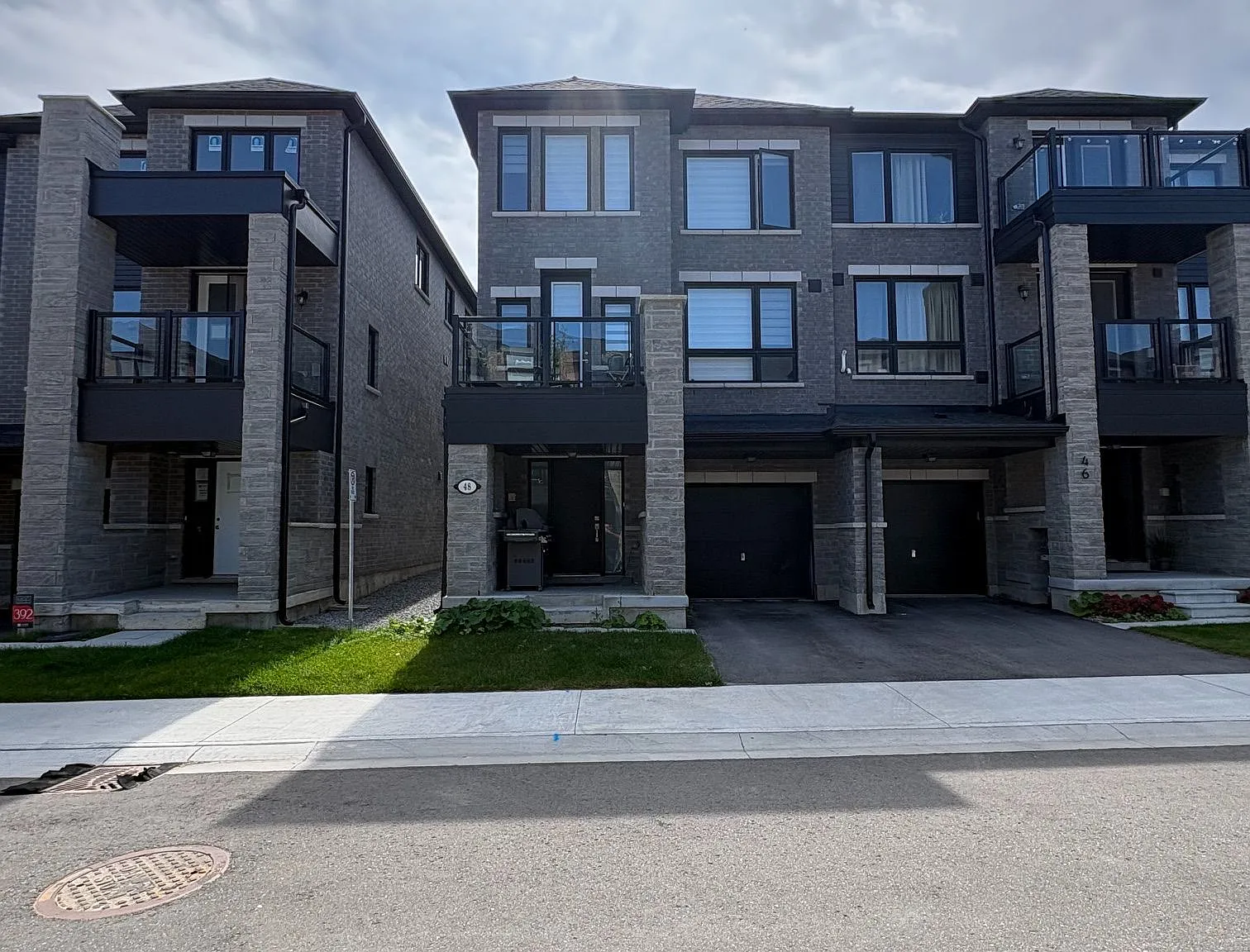 3 bed, $2,800 — Photo 1
