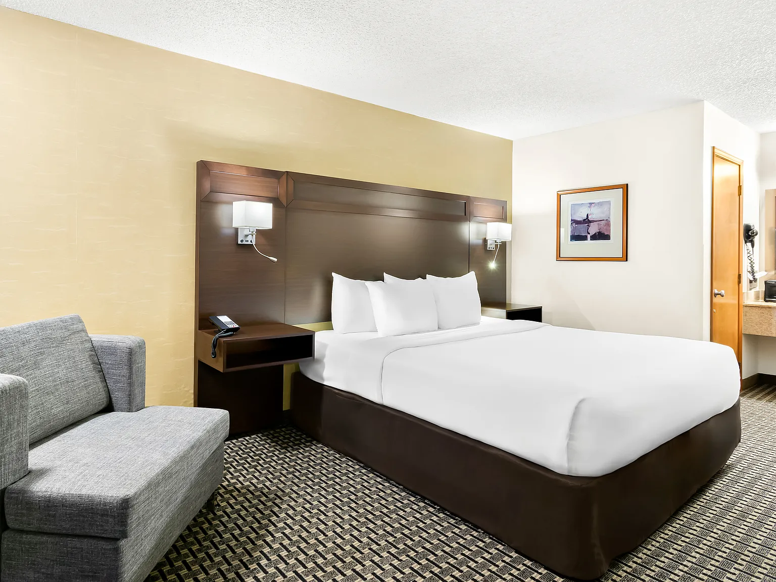Quality Inn — Photo 3