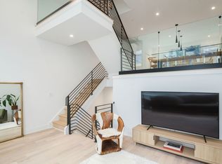 2109 League Ct, Philadelphia, PA 19146