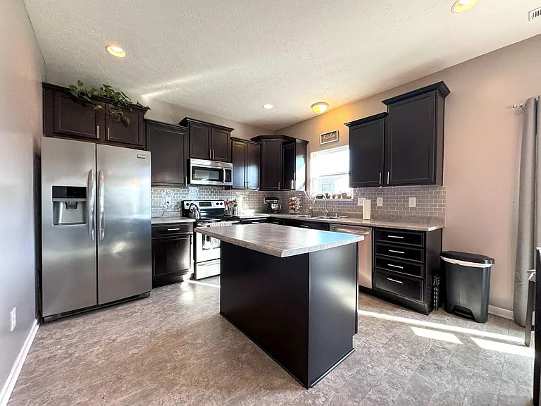 862 Snowberry Run — Photo 16