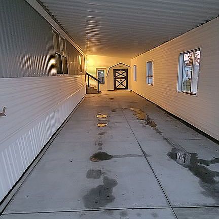 4th image of 6167 Clover Way S