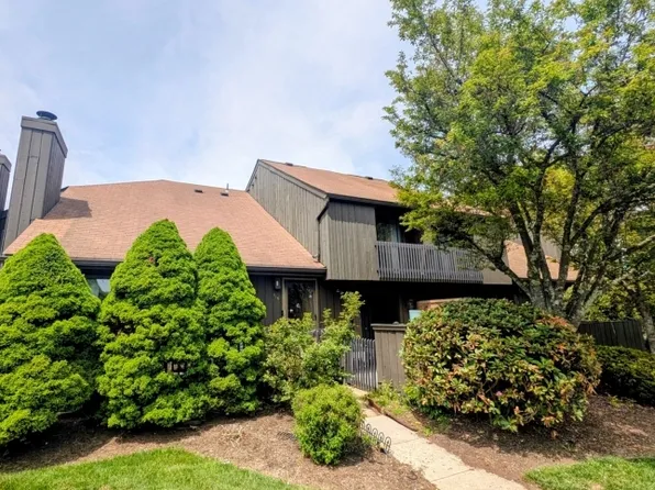 516 Westgate Dr, Edison Twp., NJ 08820