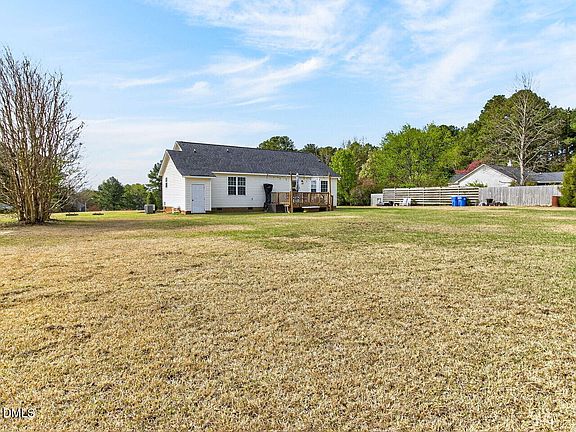 5th image of 1005 Stonewater Dr