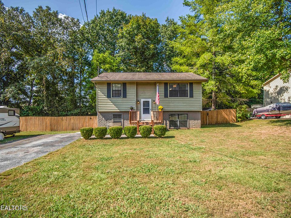 5805 Whisper Wood Rd, Knoxville, TN 37918 | Zillow