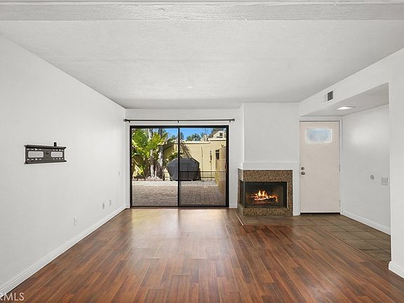 5th image of 25712 Le Parc Unit 21