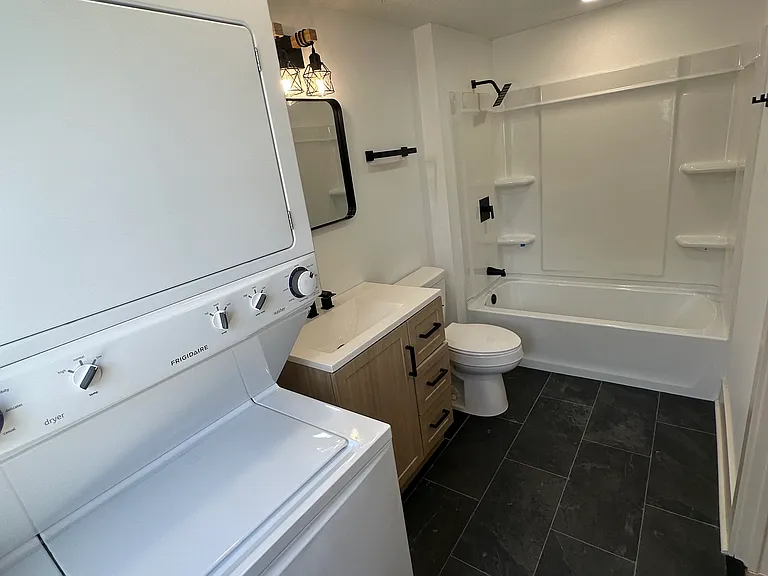 4516 Eichelberger Ave — Photo 18