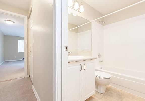 5th image of 16130 SE Eastgate Way #D205