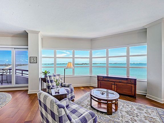 5th image of 988 Blvd Of The Arts APT 1912