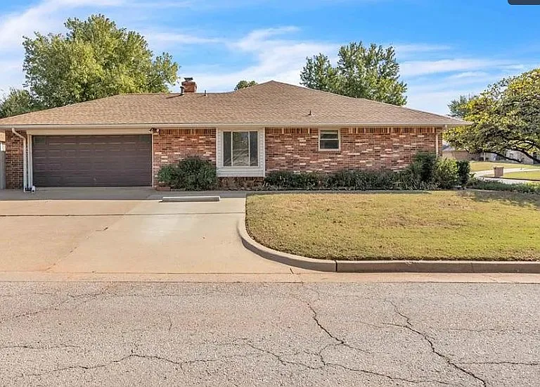 2321 Pinon Pl — Photo 1