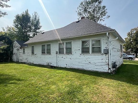 3rd image of 605 S 12th St