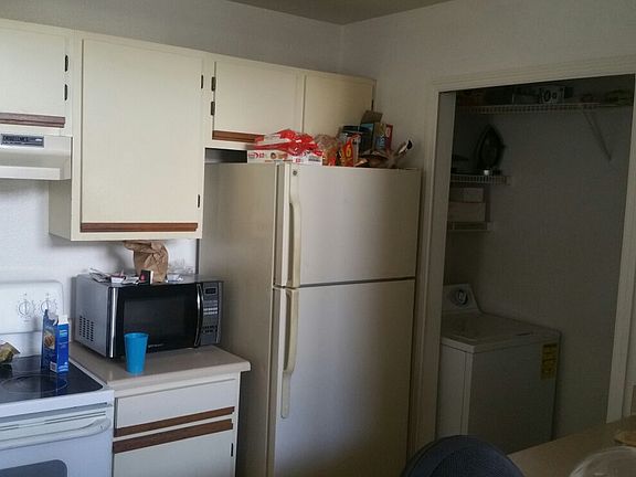 2nd image of 6136 Westgate Dr APT 301