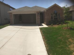 1532 Chama Dr, Fort Worth, TX 76119