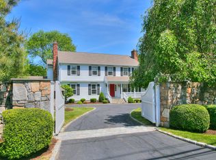 195 Ponus Rdg, New Canaan, CT 06840