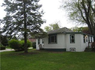 7816 E Bunde Ave, New Carlisle, IN 46552