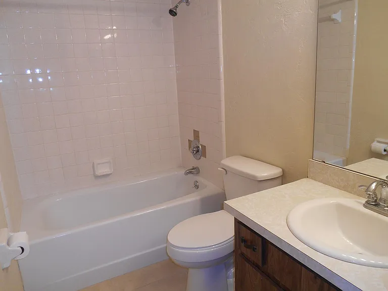 1564 S Montgomery St — Photo 8