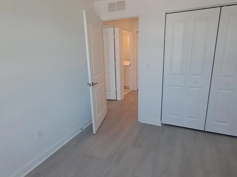 4309 Hammock Grove Dr — Photo 11