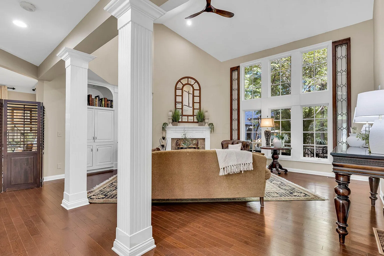 5288 Stratford Ave photo 1