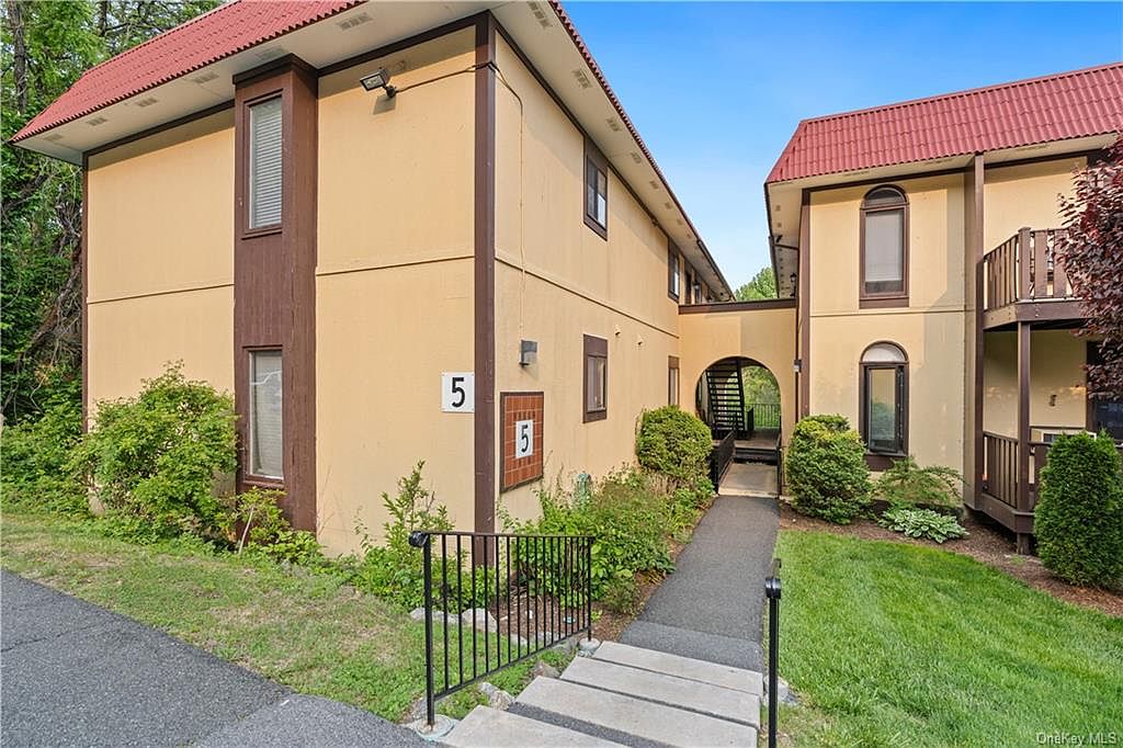 5 Granada Crescent UNIT 11, White Plains, NY 10603 Zillow