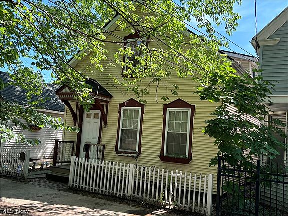 2nd image of 2581 W 11th St