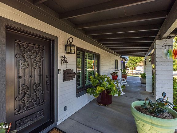 5th image of 2243 W MONTEBELLO Avenue