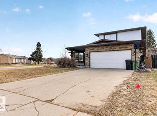 15815 124th St NW, Edmonton, AB T5X2W8