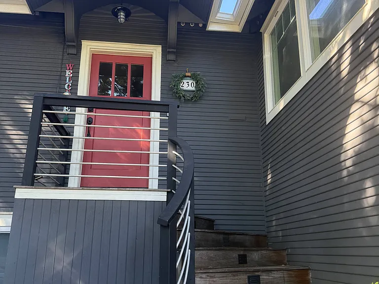 230 NW 40th St #A — Photo 22