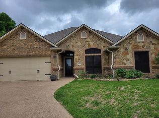 2916 Alba Ct, Bryan, TX 77808