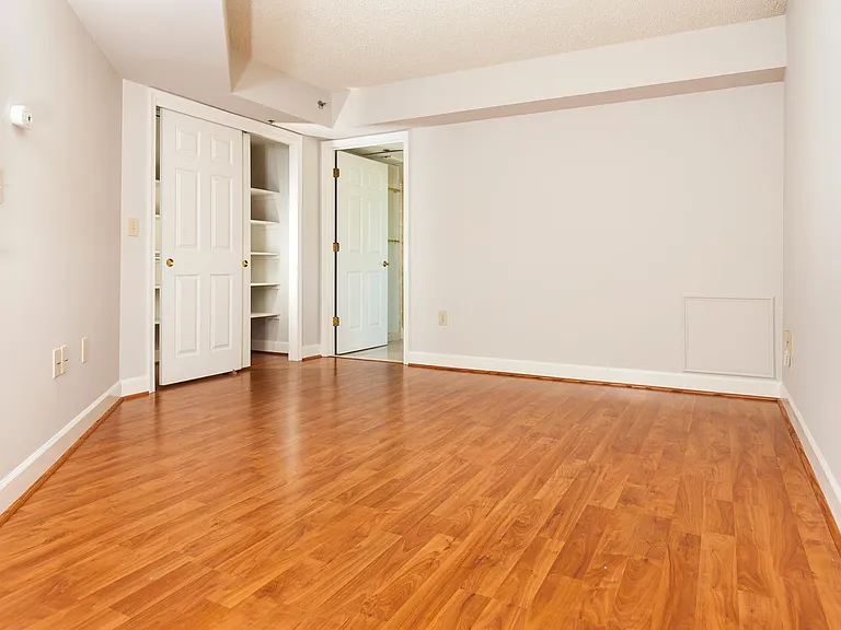 1276 N Wayne St #629 — Photo 14