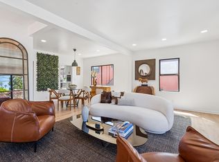 2328 Bartlett St, Oakland, CA 94601