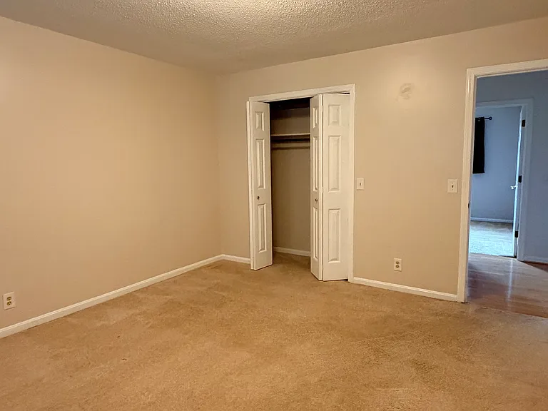 1709 Oak Hill Dr — Photo 16