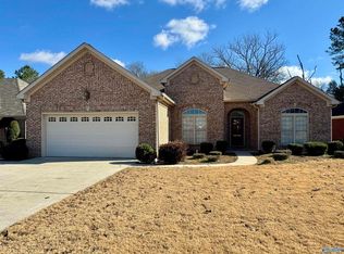 1944 Red Sunset Dr, Decatur, AL 35603