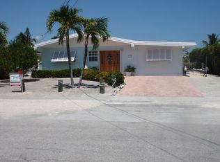 220 5th St, Key Colony Beach, FL 33051