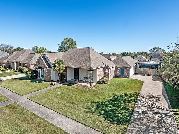 2nd image of 6404 Summerlin Dr