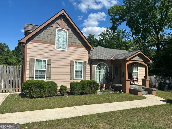 416 N 18th St, Griffin, GA 30223