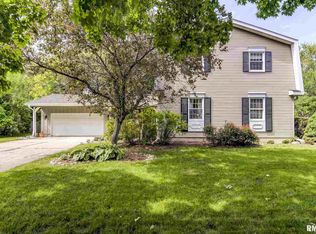 107 Wing Foot Dr, Springfield, IL 62704