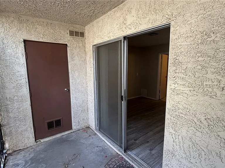 3231 Jericho St #A — Photo 15