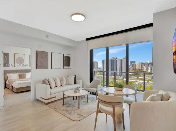 580 72nd St #808, Miami Beach, FL 33141