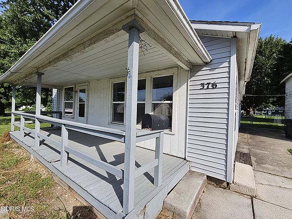 2nd image of 376 Spring St