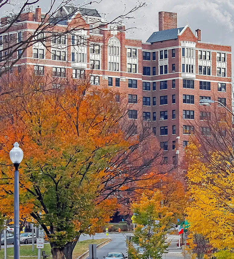 Ambassador Apartments — Photo 2