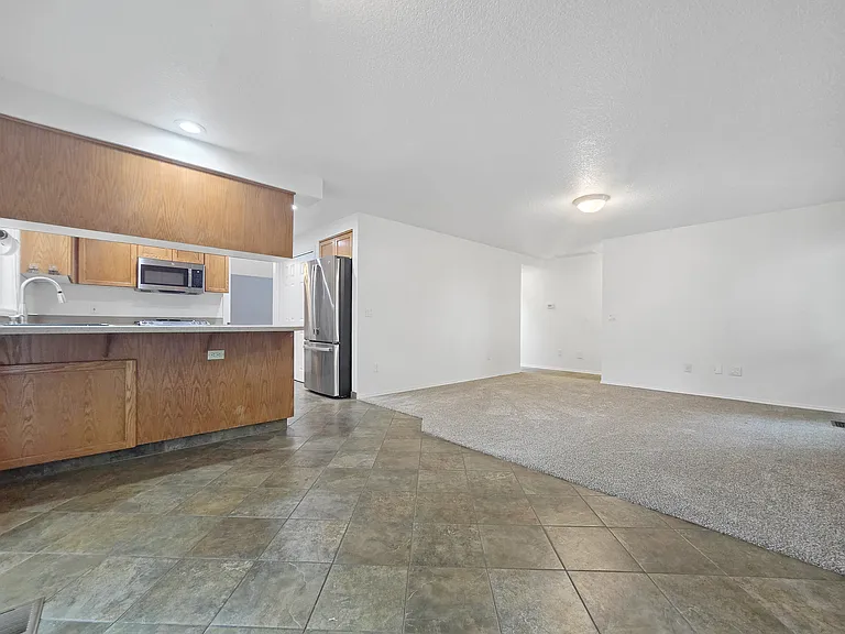 10526 SW Windsor Pl — Photo 10