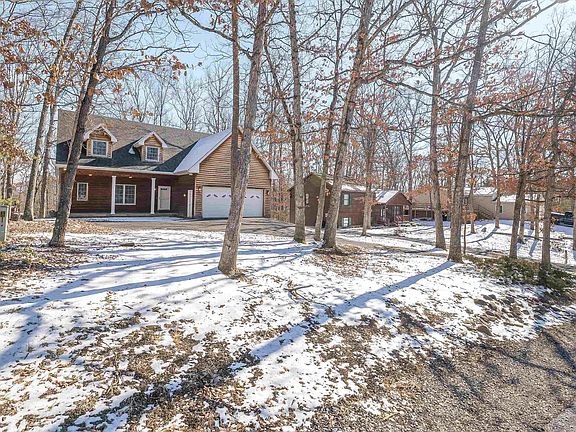 4th image of 210 Pleasant Ln