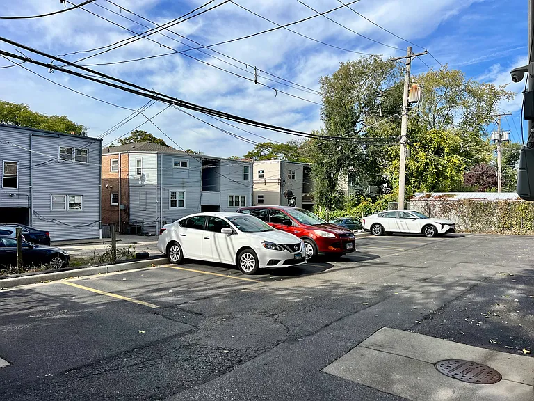 6540 N Damen Ave #2S — Photo 14