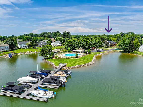 2nd image of 168 Harbor Cove Ln