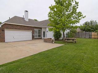 1807 Meadow Ridge Dr, Keller, TX 76248