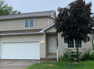 2453 Longhurst Ct, Muscatine, IA 52761