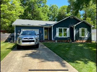 8510 Brookstead Dr, Charlotte, NC 28215